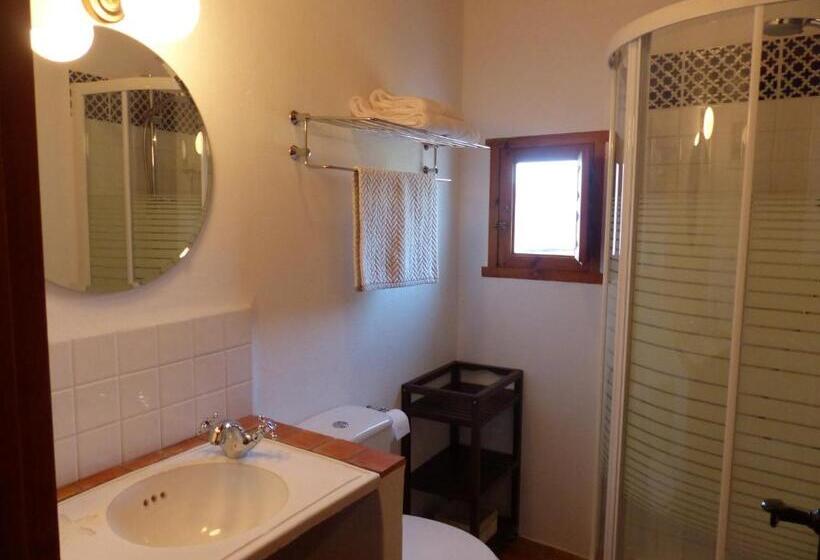 إستوديو قياسى مطلّ علي الحديقة, Casita De La Vaca