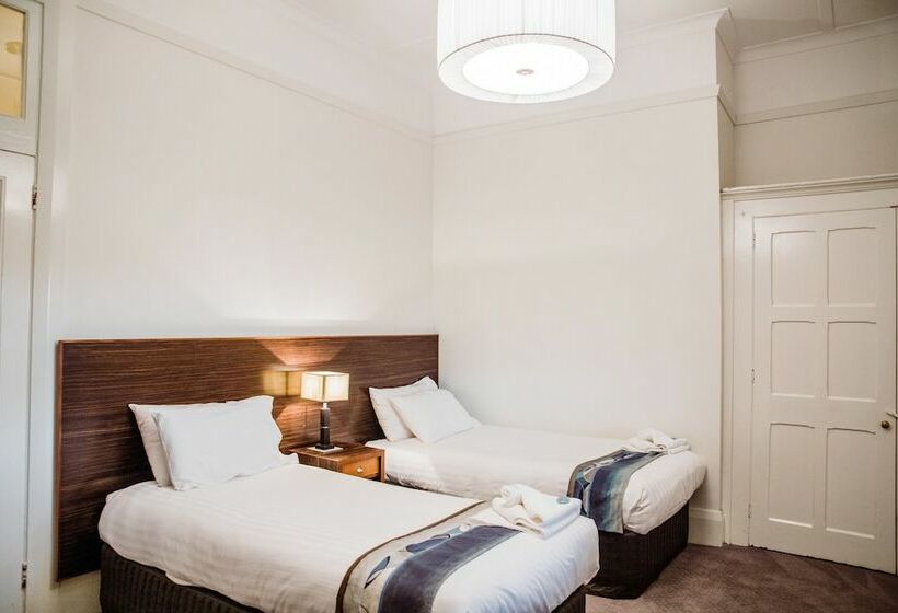 בית, 4 חדרי שינה, Low Head Pilot Station