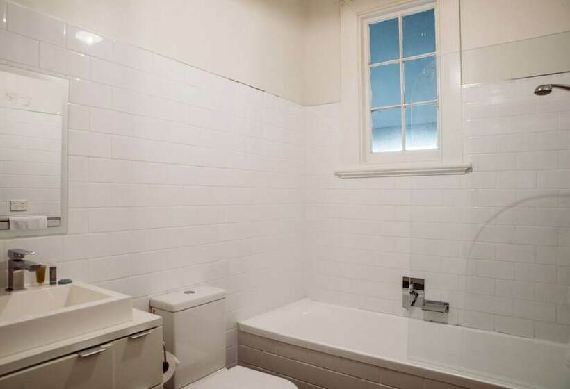 בית, 4 חדרי שינה, Low Head Pilot Station