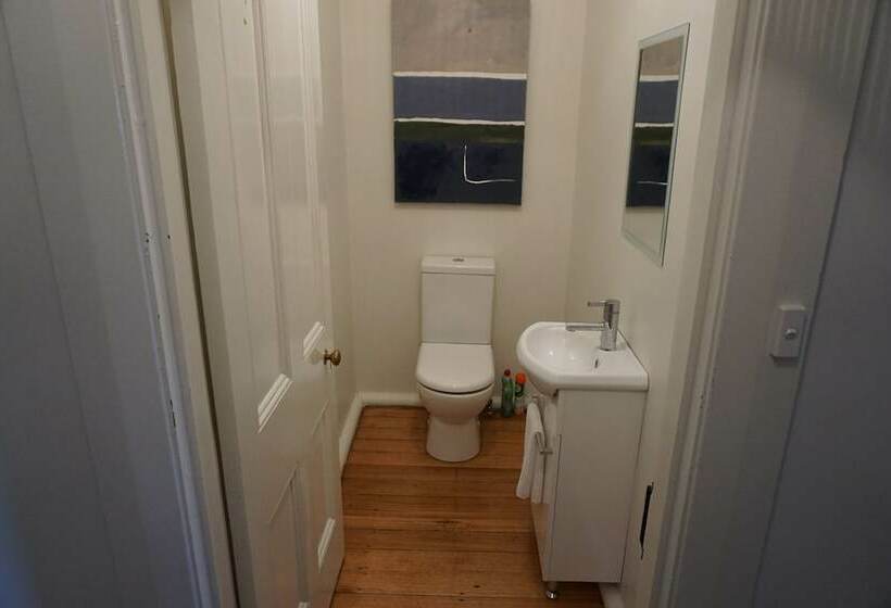 בית, 4 חדרי שינה, Low Head Pilot Station