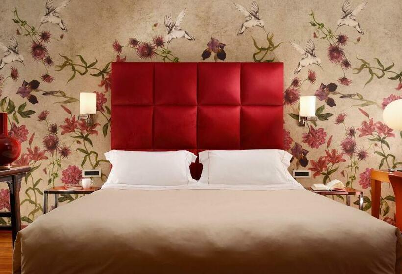 اتاق استاندارد سه نفره, Enterprise Hotel Design & Boutique