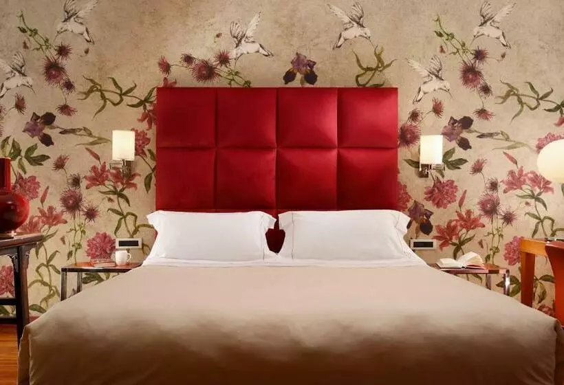 اتاق استاندارد سه نفره, Enterprise Hotel Design & Boutique