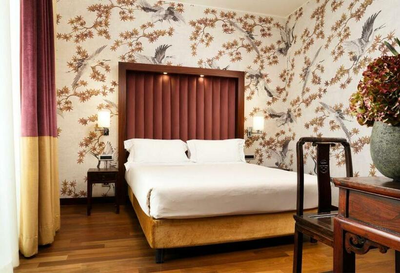 سوییت جونیور, Enterprise Hotel Design & Boutique