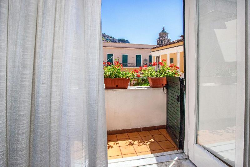 Четырехместный Номер Стандарт, Amalfi