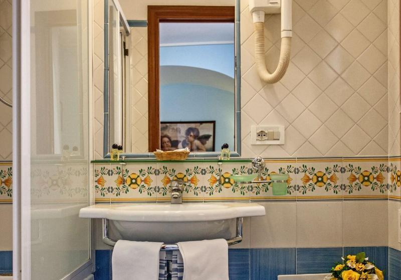 Четырехместный Номер Стандарт, Amalfi