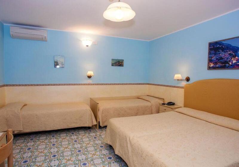 Номер Стандарт Трехместный, Amalfi