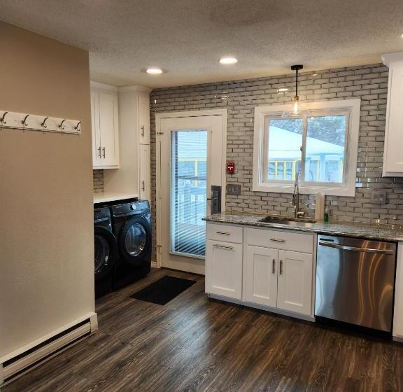 Семейный Номер, Caribbean Club Resort