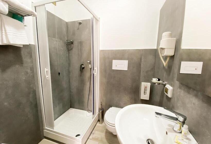 스탠다드 룸, Colombo