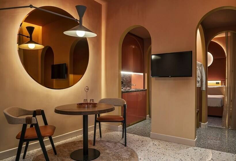 سوییت, Enterprise Hotel Design & Boutique