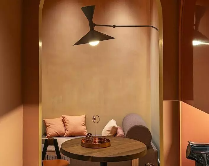 سوییت, Enterprise Hotel Design & Boutique