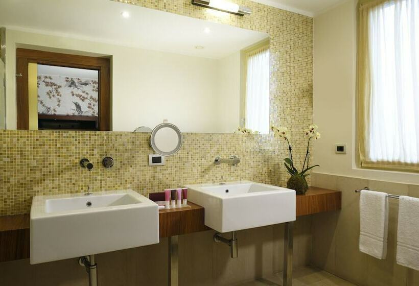 سوییت جونیور, Enterprise Hotel Design & Boutique