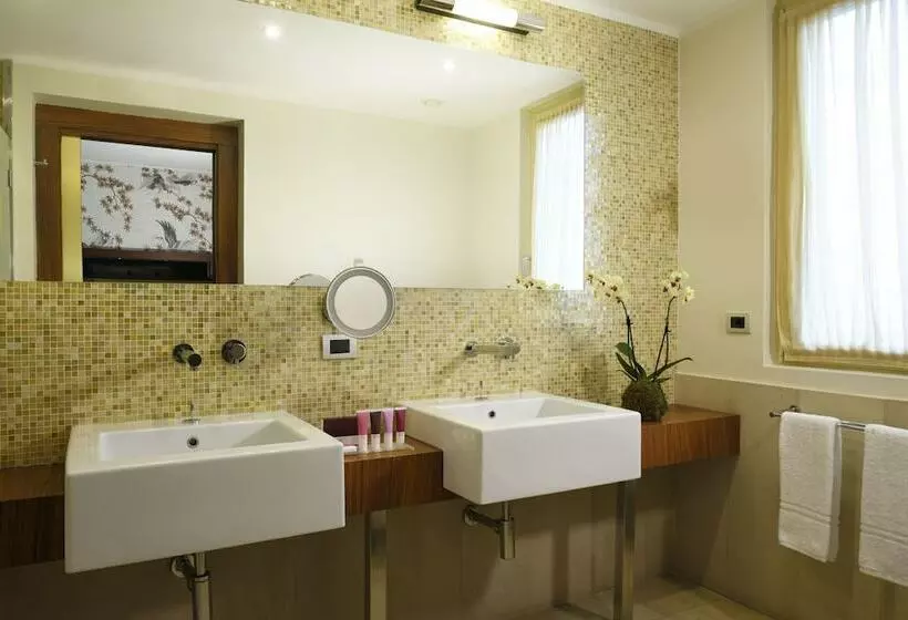 سوییت جونیور, Enterprise Hotel Design & Boutique