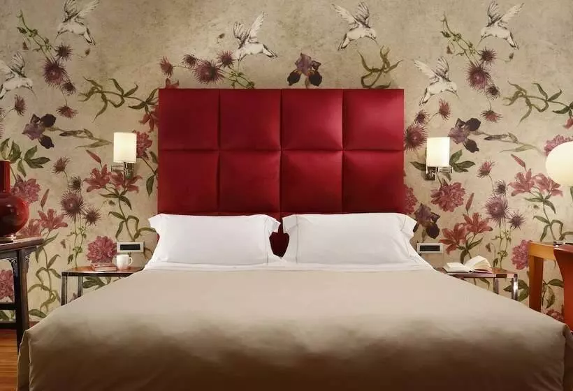 اتاق استاندارد سه نفره, Enterprise Hotel Design & Boutique