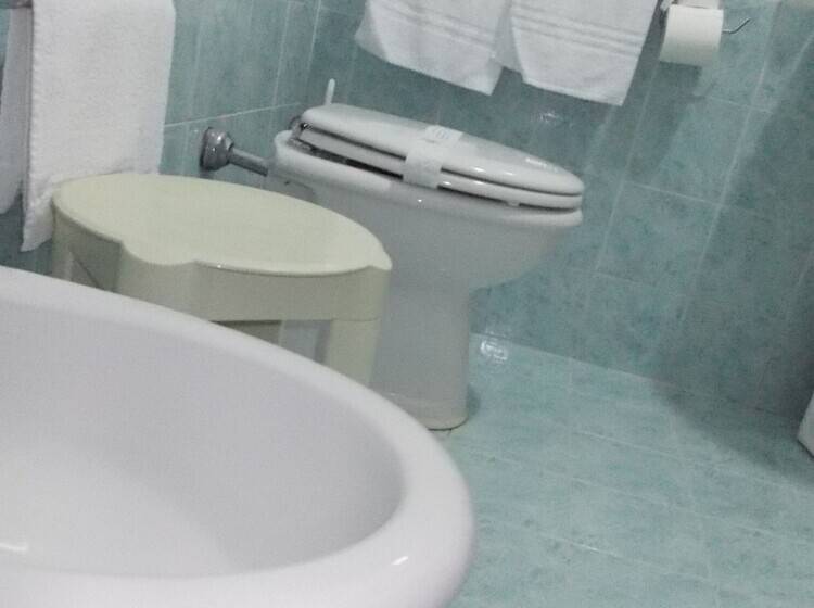 Camera Tripla Standard, Garden Napoli