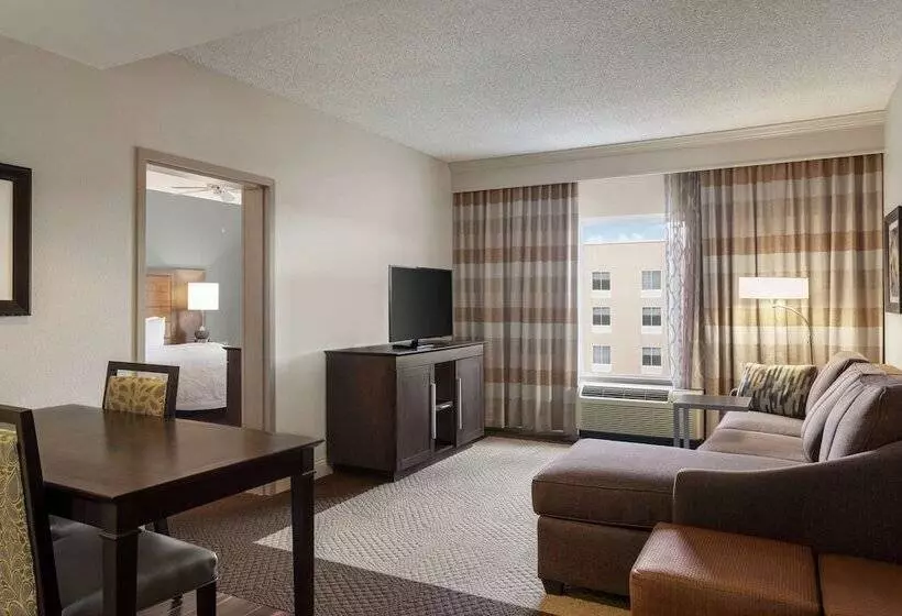 スイート, Hampton Inn & Suites Montgomery Eastchase