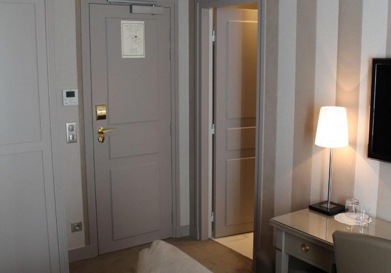 جناح سرير كينج, Hampton Inn Fayetteville