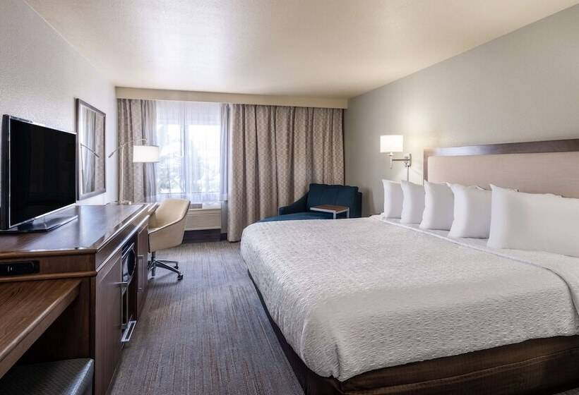 غرفة قياسية سرير كينج, Hampton Inn By Hilton Irvine East   Lake Forest