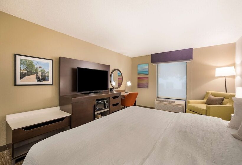 身障者適用スタンダードルーム, Hampton Inn Mchenry