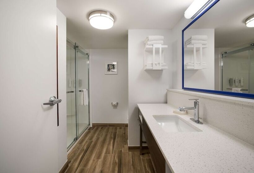 スタンダードルーム, Hampton Inn Mchenry