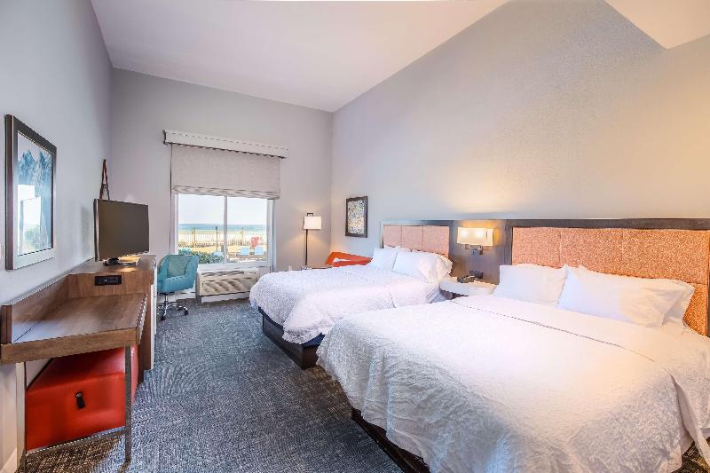 스탠다드 룸 풀장 전망, Hampton Inn Pensacola Beach