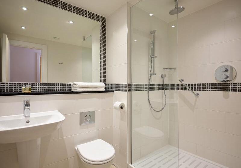 מיטת קינג בסוויטה, Hampton Inn & Suites Dallasdfw Airport Northgrapevine