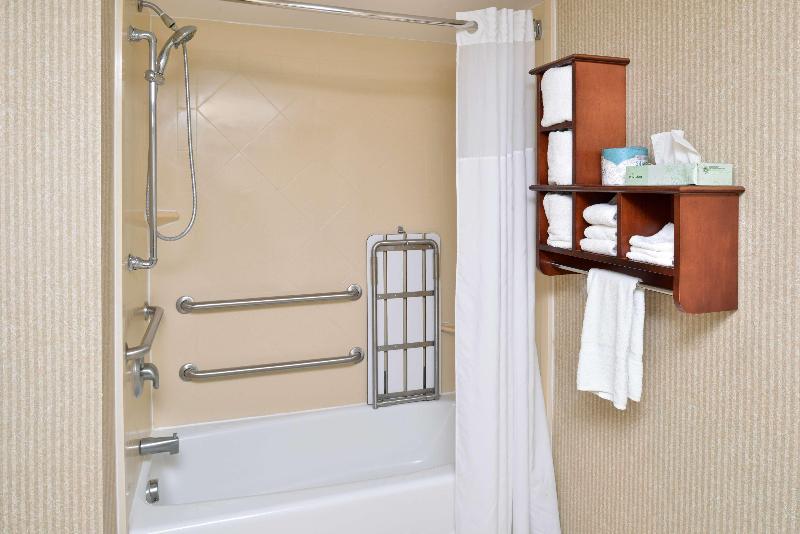 غرفة قياسية سرير كينج, Hampton Inn Wytheville