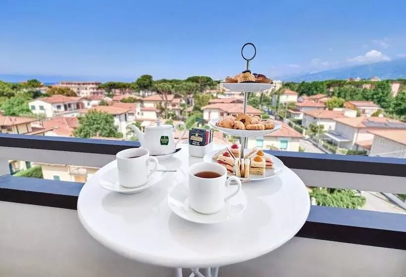 ジュニアスイート, Mondial Resort & Spa