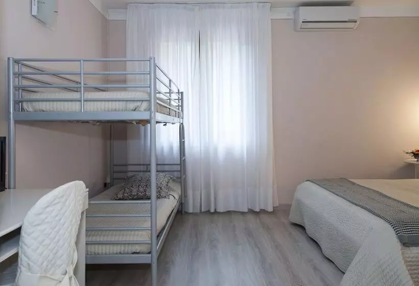 ファミリールーム, Monti