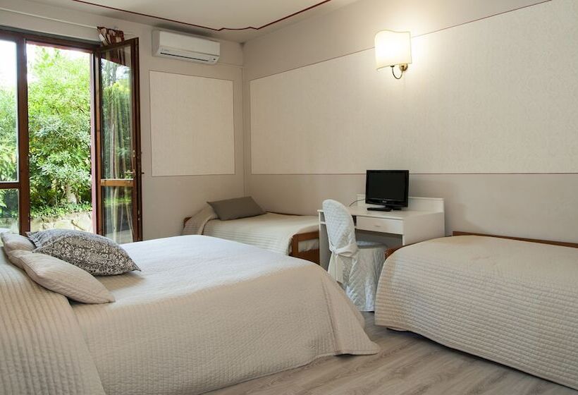 패밀리 룸, Monti