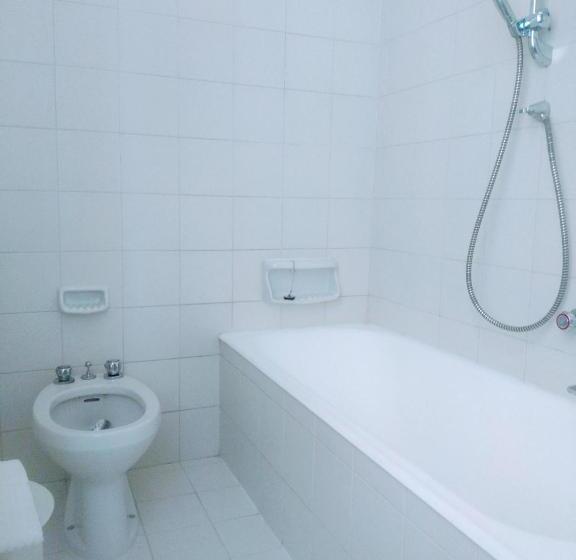 غرفة قياسية, Morandi