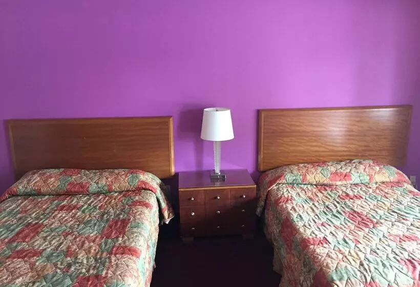２ダブルベッドのスタンダードルーム, Scottish Inns Albany