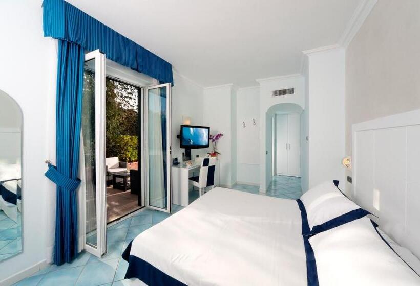 غرفة كومفورت ثلاثية, Villa Durrueli Resort & Spa