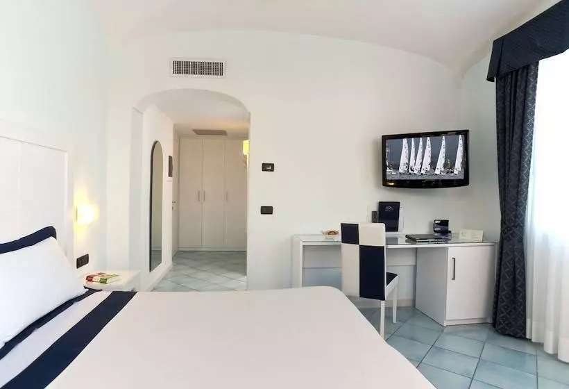 オーシャンビュースーペリアールーム, Villa Durrueli Resort & Spa