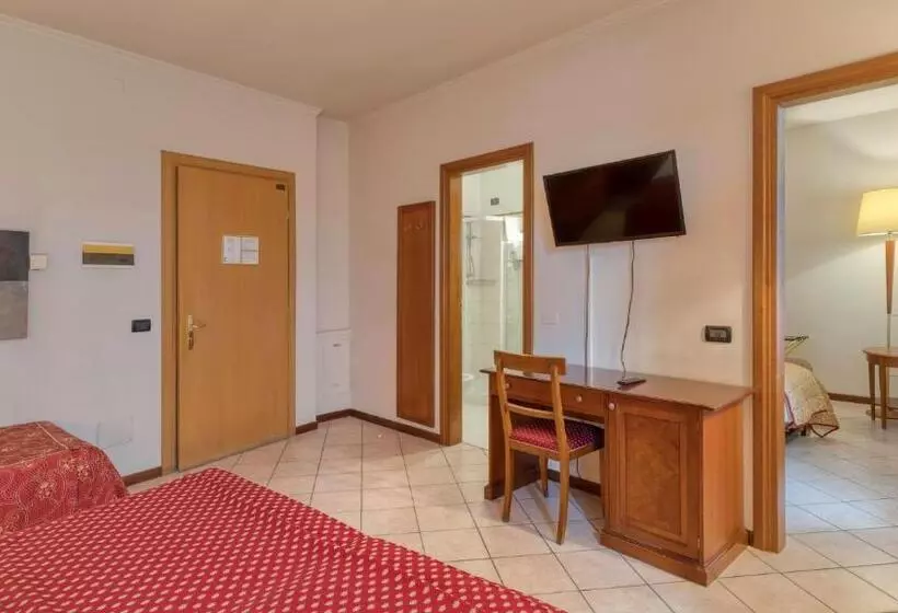 اتاق استاندارد چهار تخته, Primotel Brescia