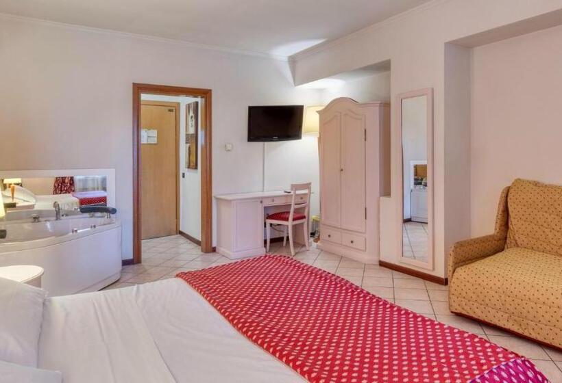 اتاق استاندارد با وان آب گرم, Primotel Brescia