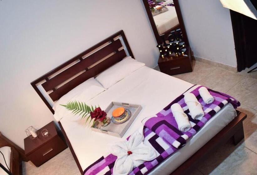 Номер Стандарт Трехместный, Finca Hotel Monte Paz