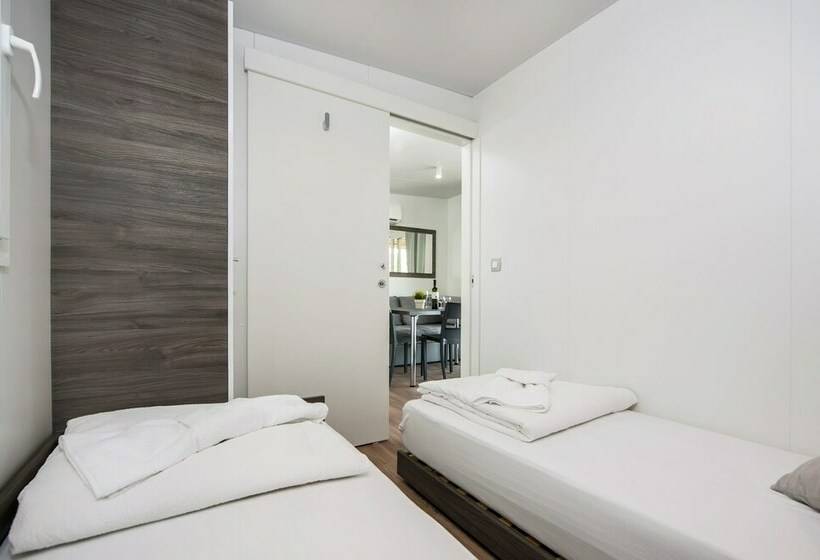 2间卧室的房子, Mediteran Kamp Mobile Homes In Naturist Camping Solaris