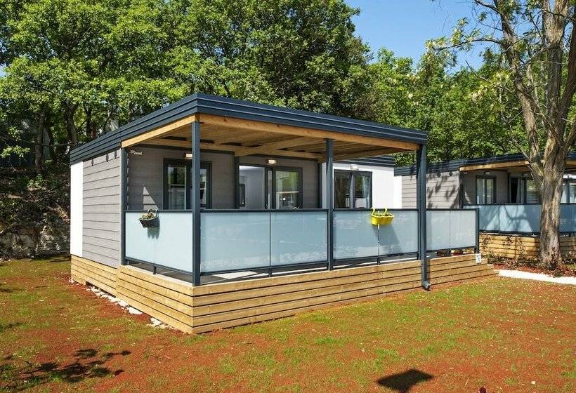 منزل غرفتين نوم, Mediteran Kamp Mobile Homes In Naturist Camping Solaris