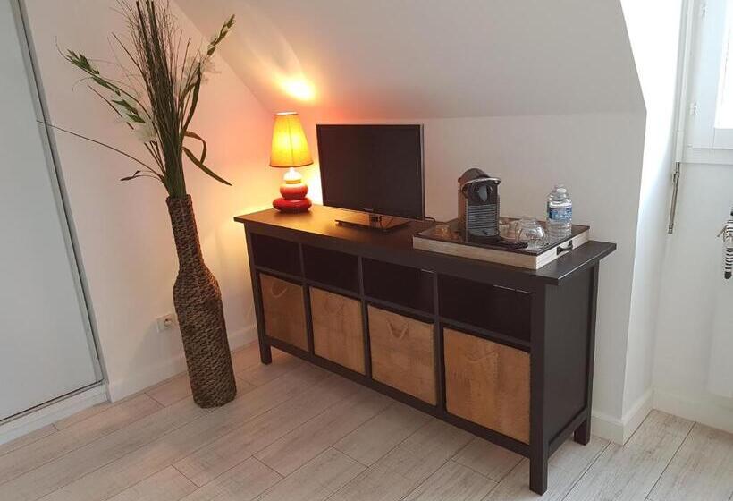 غرفة قياسية, La Clémencerie Chambre D Hôtes