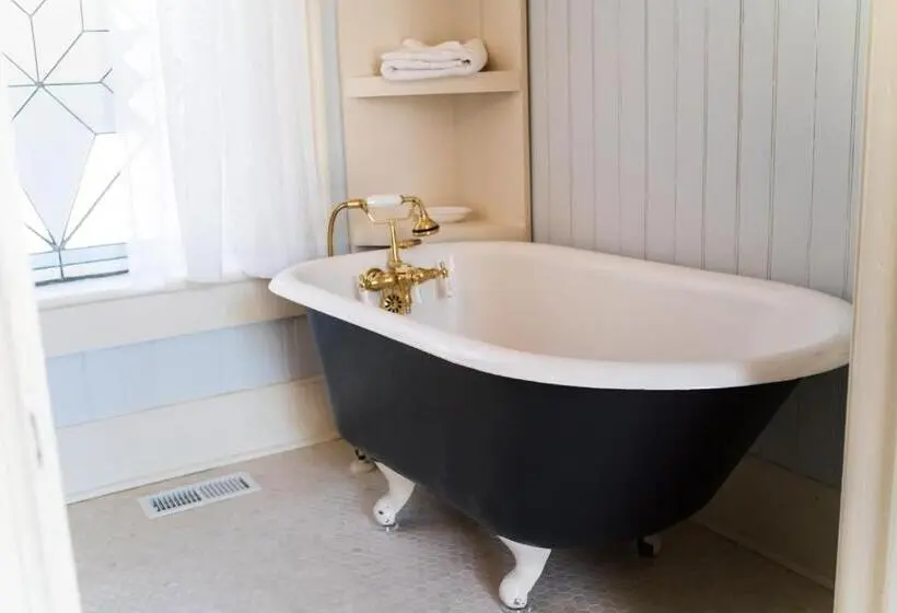 Executive-huone, The Mulberry Inn  An Historic Bed And Breakfast