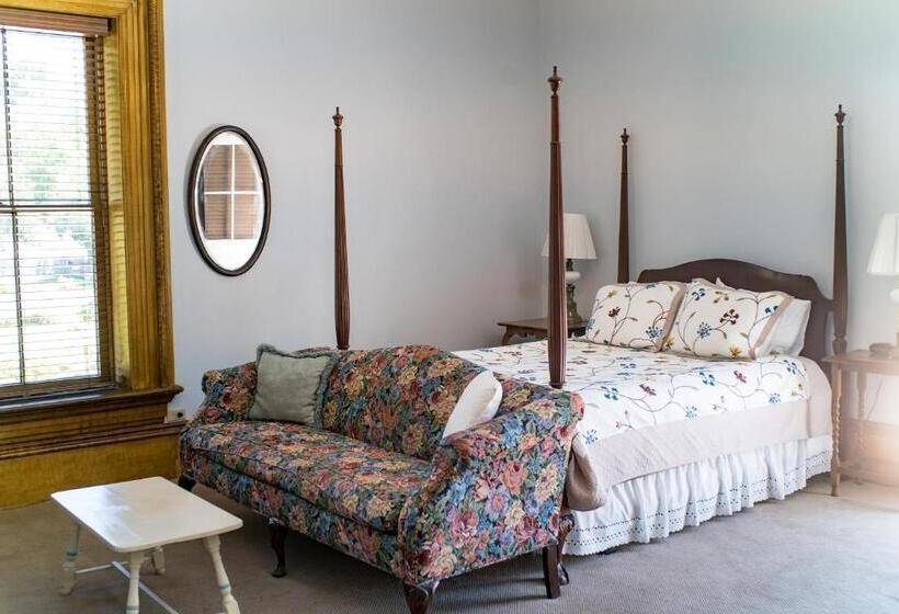 غرفة تنفيذية, The Mulberry Inn  An Historic Bed And Breakfast