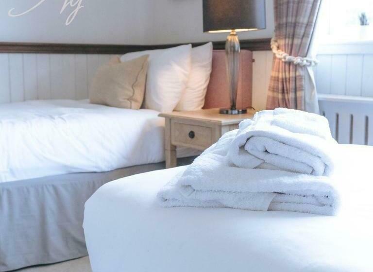Трехместный Номер Deluxe, Allangrange Hotel Near Inverness