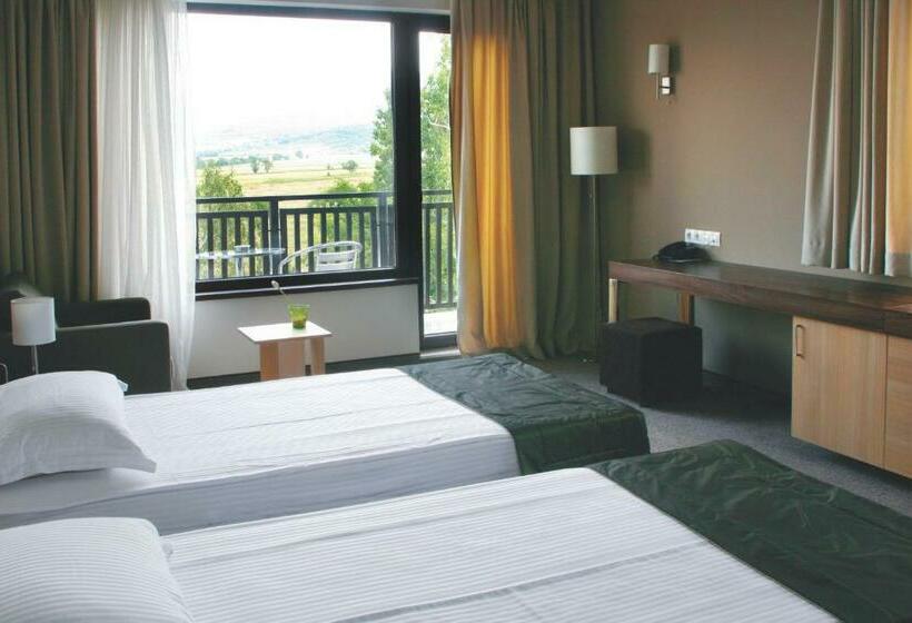 غرفة قياسية مزوَّدة بشُرفة, Belchin Garden Spa&wellness