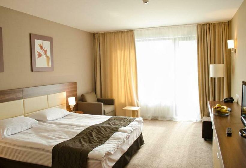 غرفة قياسية مزوَّدة بشُرفة, Belchin Garden Spa&wellness