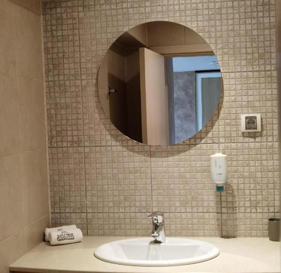 غرفة قياسية مزوَّدة بشُرفة, Belchin Garden Spa&wellness