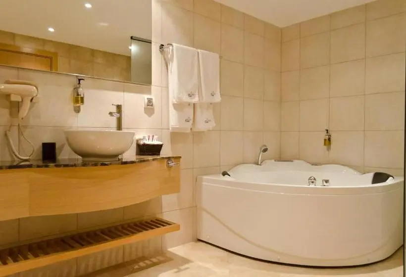 バルコニー付スイート, Belchin Garden Spa&wellness