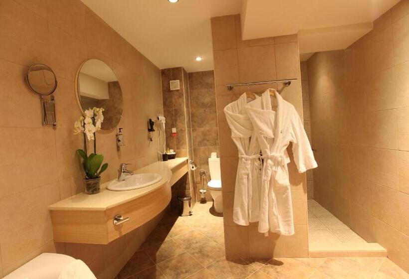 Люкс с Балконом, Belchin Garden Spa&wellness