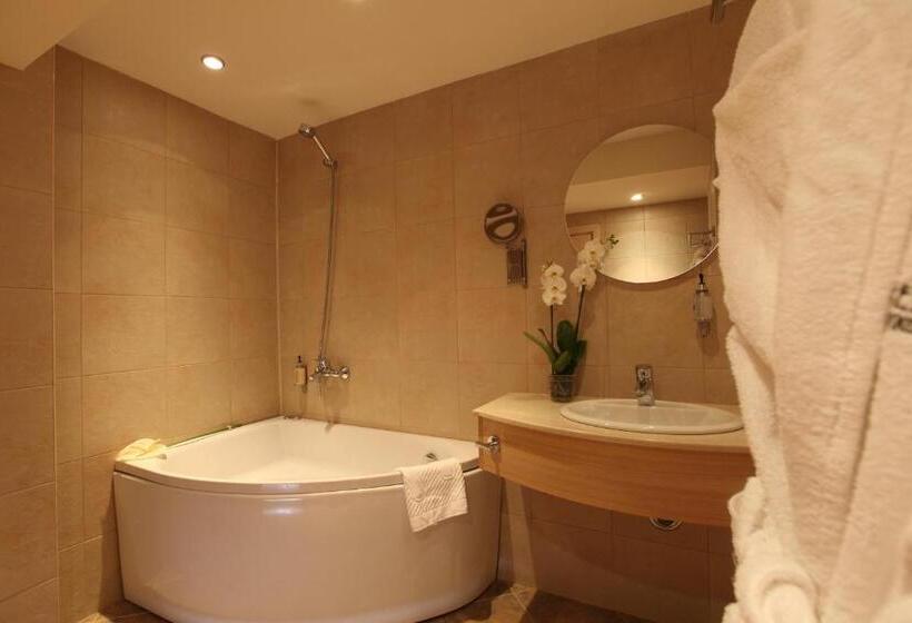 جناح مزوَّد بشرفة, Belchin Garden Spa&wellness