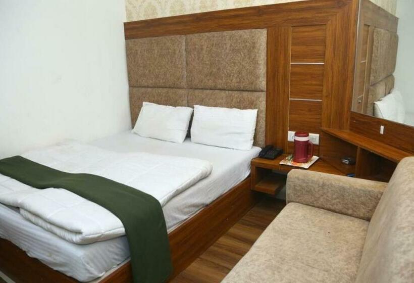 Standardrum, Khushi Palace