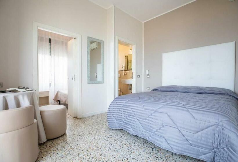 景色の見えるスタンダード4人部屋, Deanna